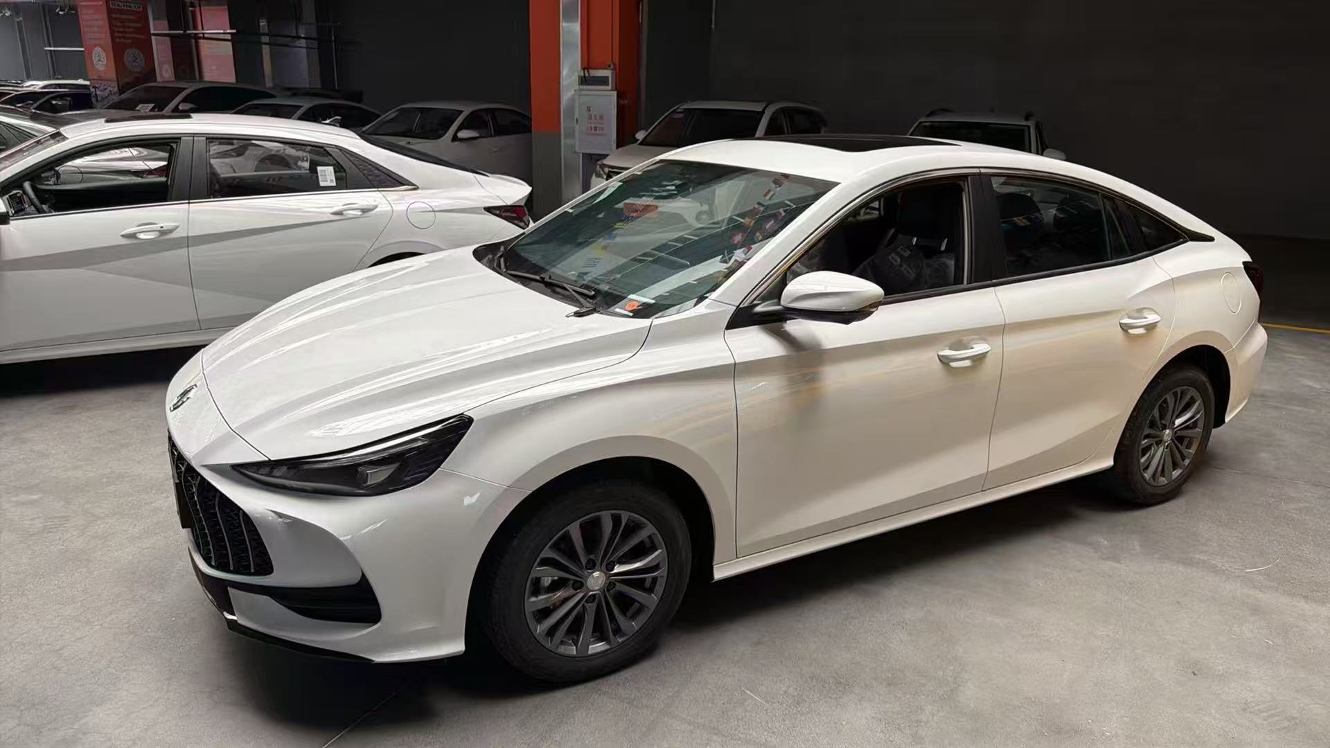 2025 MG5