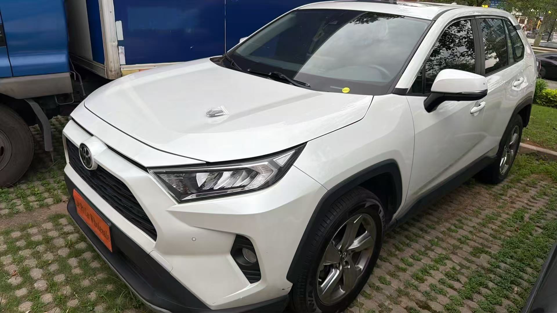 2023 TOYOTA RAV4 2.0L 2WD Fashion Edition